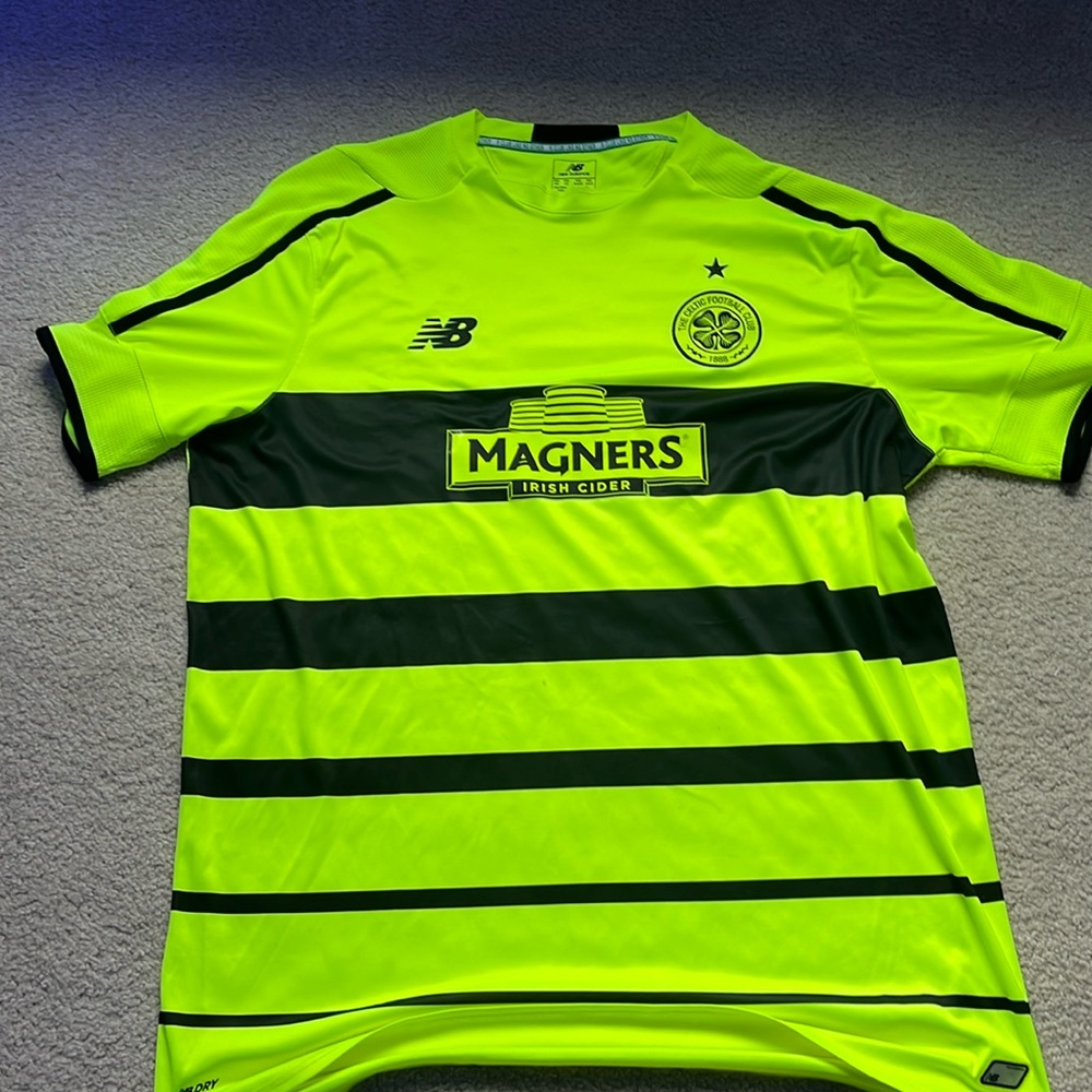 Celtics alt jersey xxl